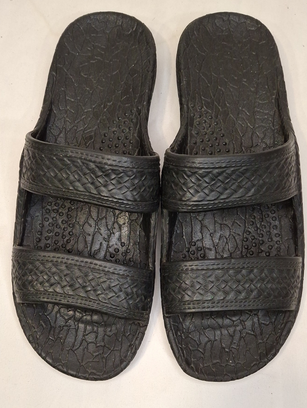 Pali Hawaii Women's Black Slip-On Sandal with Turtle Logo